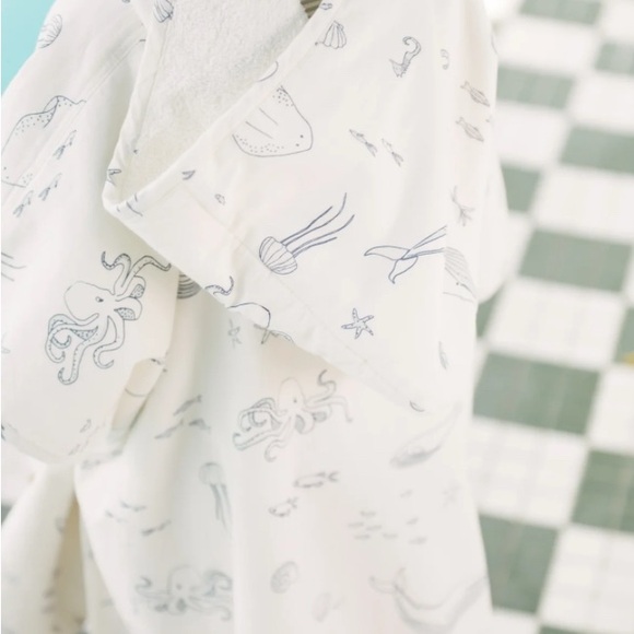 Pehr Hooded Poncho towel 4-6 yrs - Picture 2 of 5